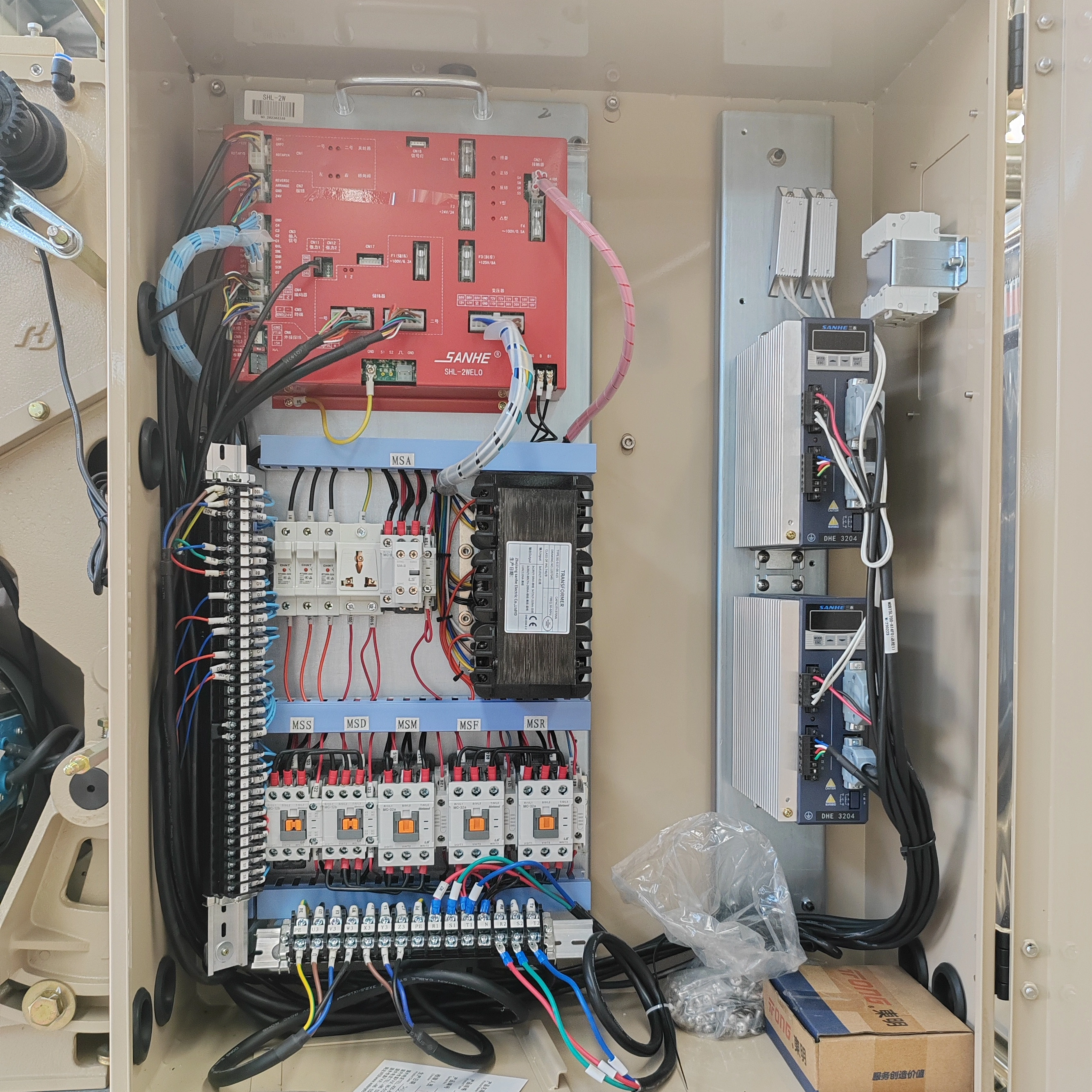 শাটললেস তাঁতের নিয়ন্ত্রণ ব্যবস্থা কীভাবে ঠিক করবেন